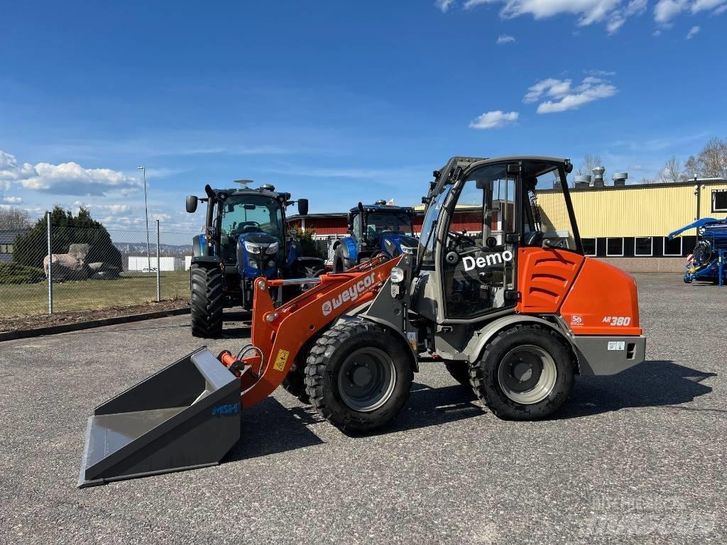 Weycor AR380 Gumikerekes homlokrakodók