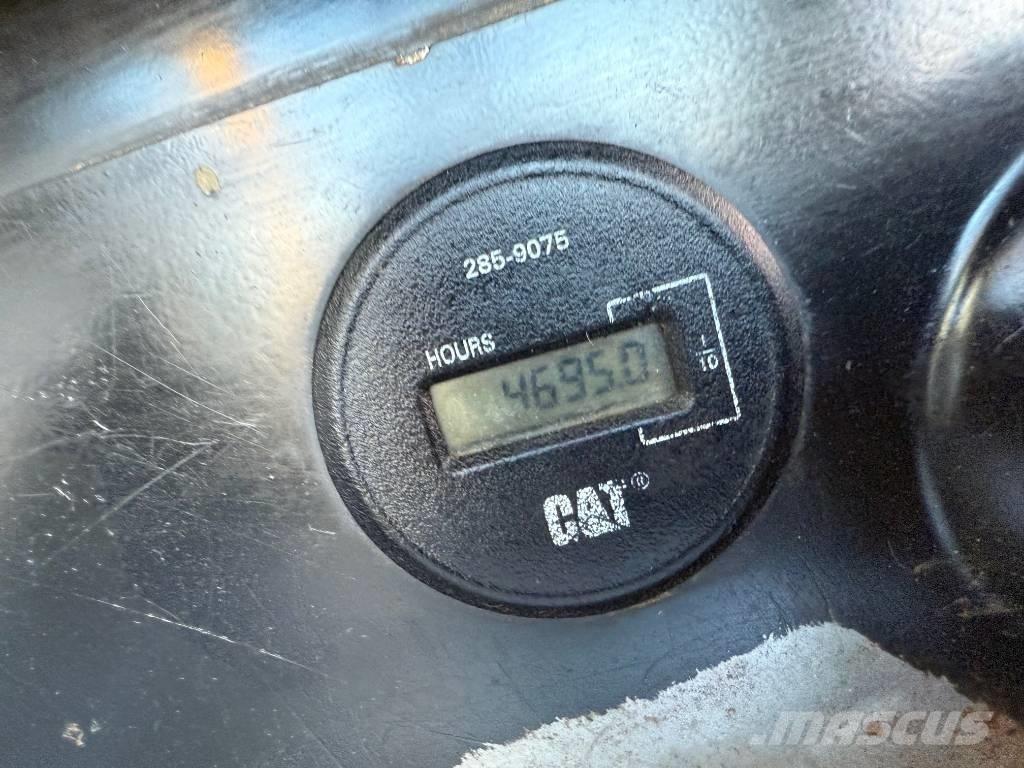 CAT 308 D CR Közepes (midi) kotrók 7 t - 12 t