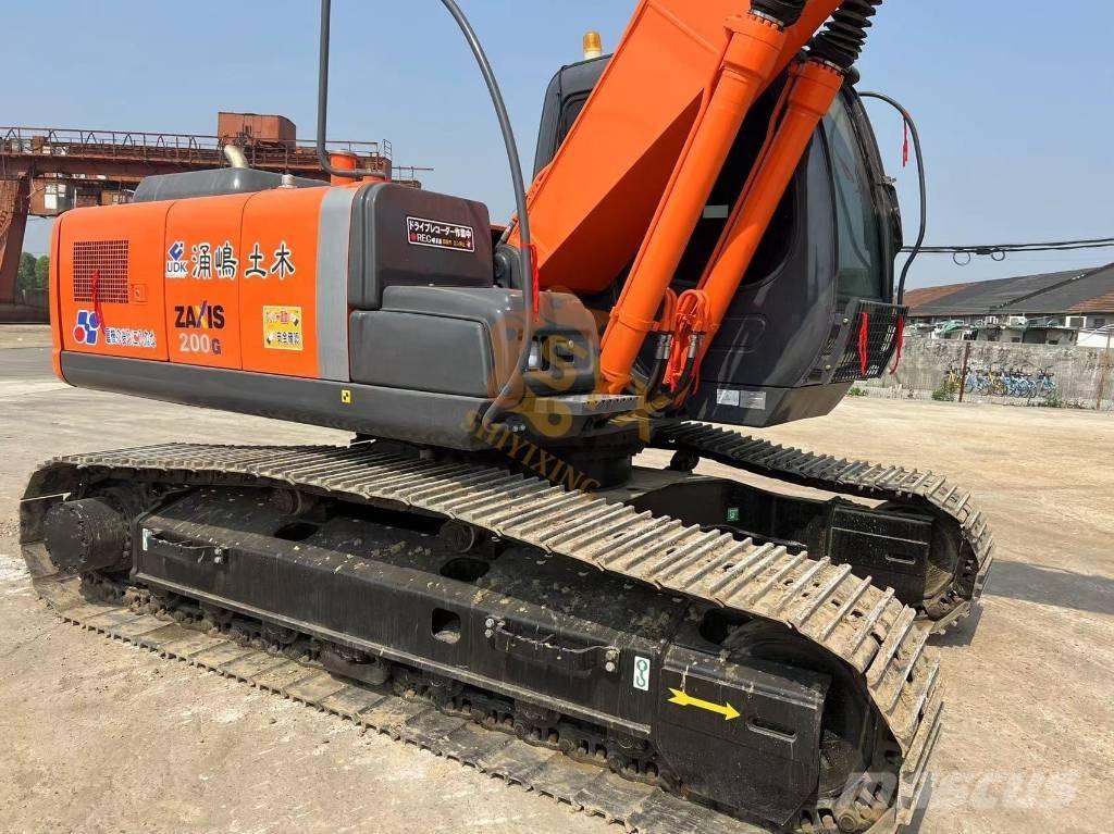 Hitachi ZX 200-3 Lánctalpas kotrók