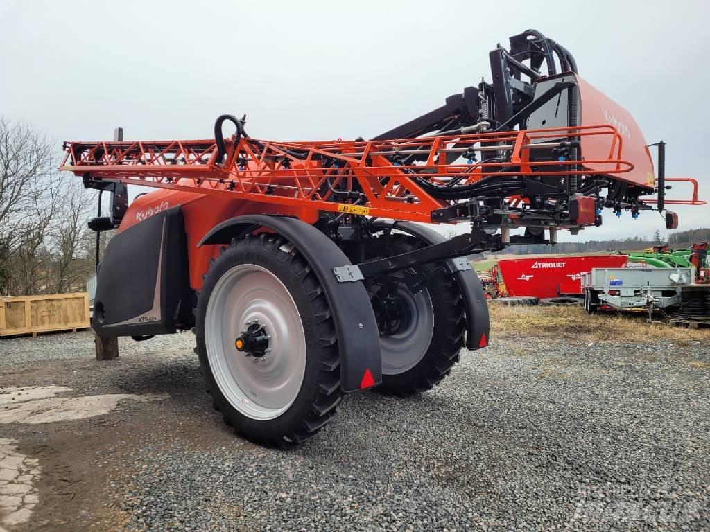 Kubota XTS 4 Vontatott trágyaszórók