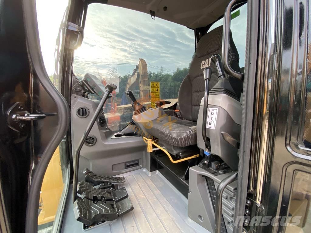 CAT 306 Mini kotrók < 7t