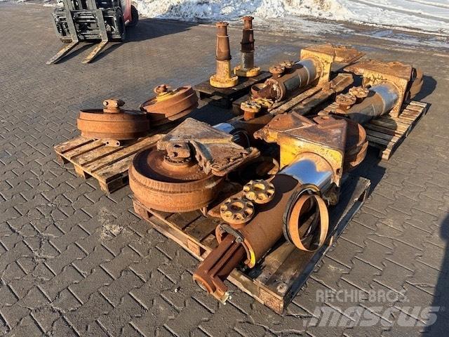 CAT D 6 R LGP III Lánctalpak, láncok és futóművek