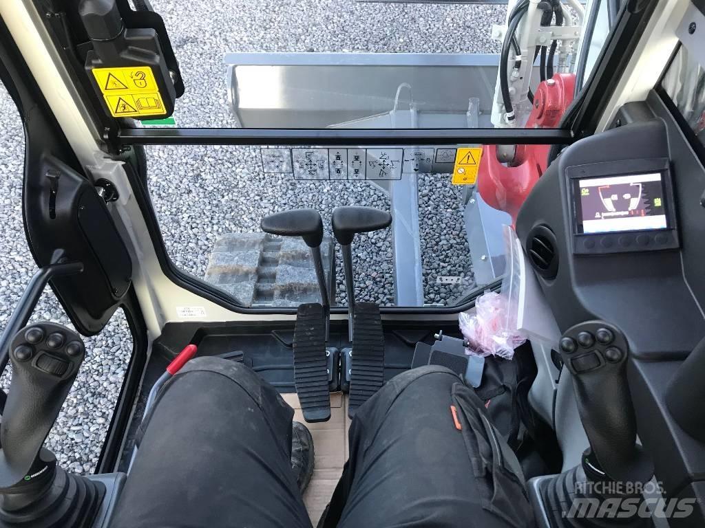 Takeuchi TB290-2 Közepes (midi) kotrók 7 t - 12 t
