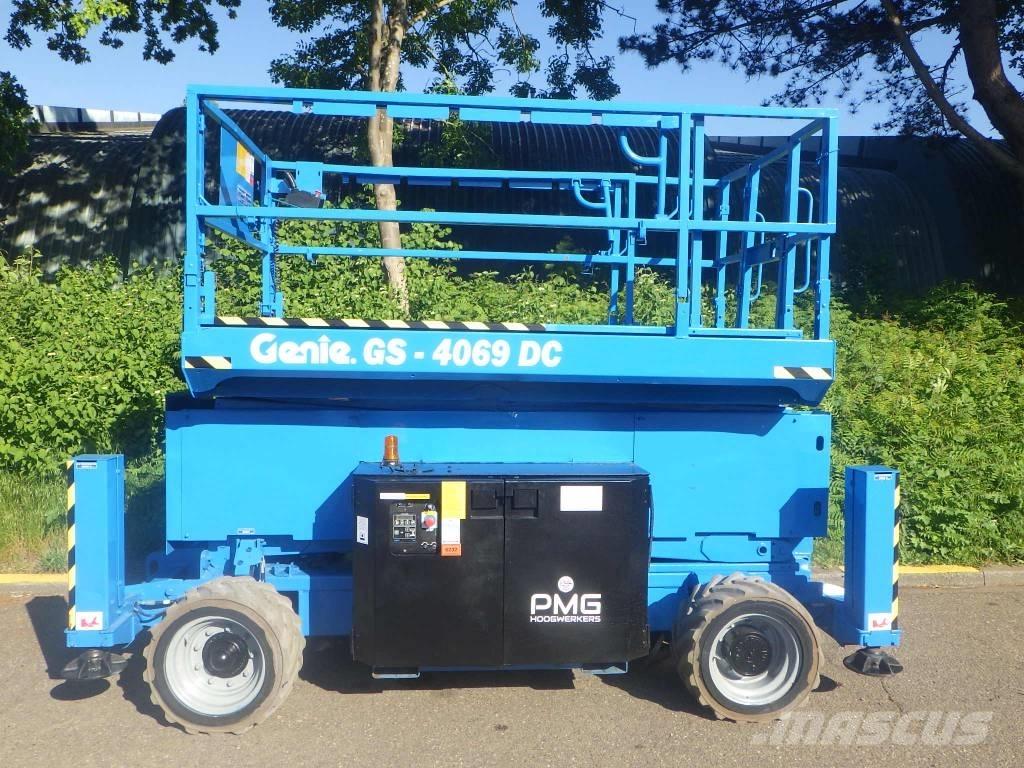 Genie GS4069DC Ollós emelők