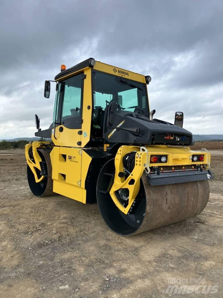 Bomag BW 174 APO-4v Ikerdobos hengerek