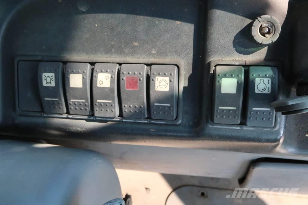 Hamm HD+ 120I VV-HV Ikerdobos hengerek