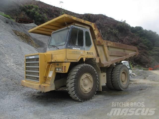 Komatsu HD325-6E0 Lánctalpas dömperek