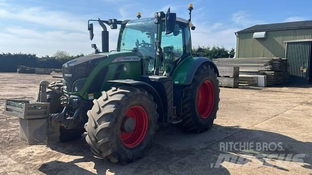 Fendt 720 Vario S4 Traktorok