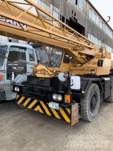 Tadano TR200M-2 Mobil daruk