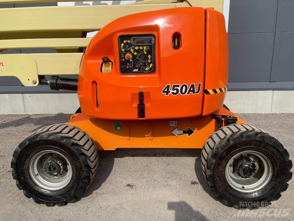 JLG 450 AJ Bomlift Karos emelők