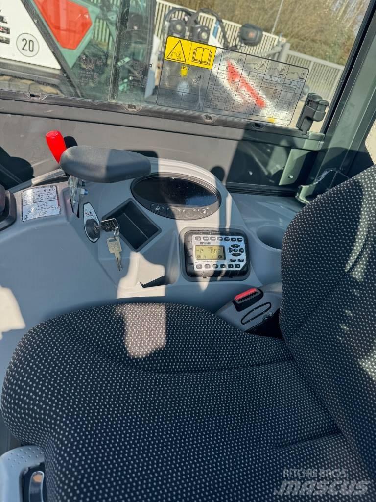 Bobcat E17 Mini kotrók < 7t