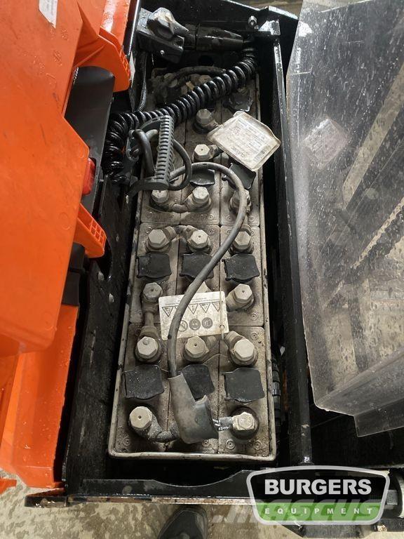 BT SWE120 Gyalogkíséretű targonca