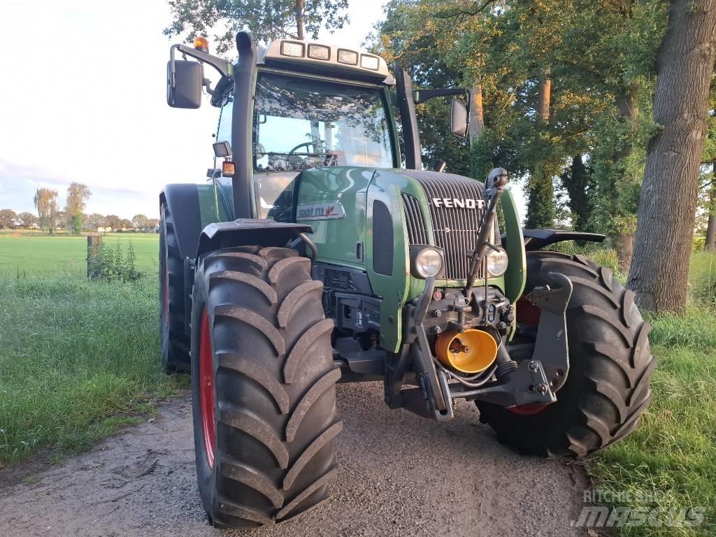 Fendt 712 Vario Traktorok