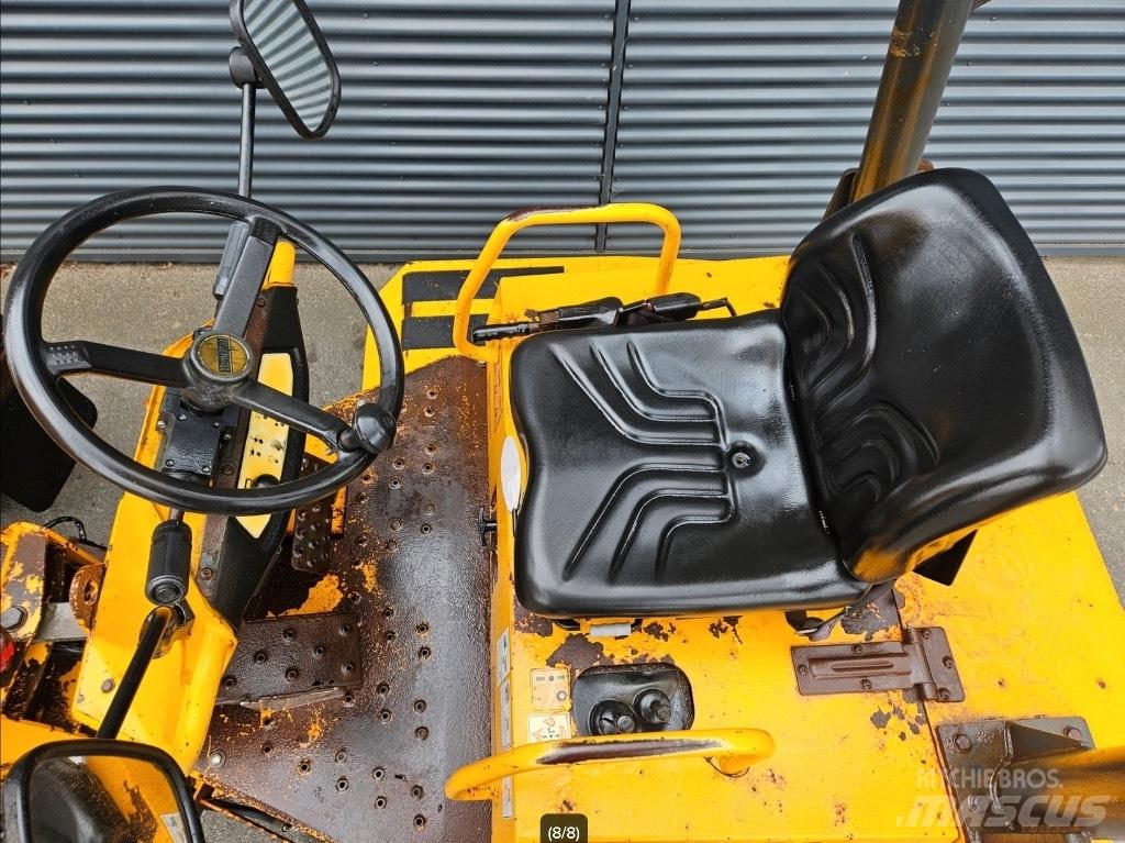 Thwaites 3 tonne Mezei dömperek