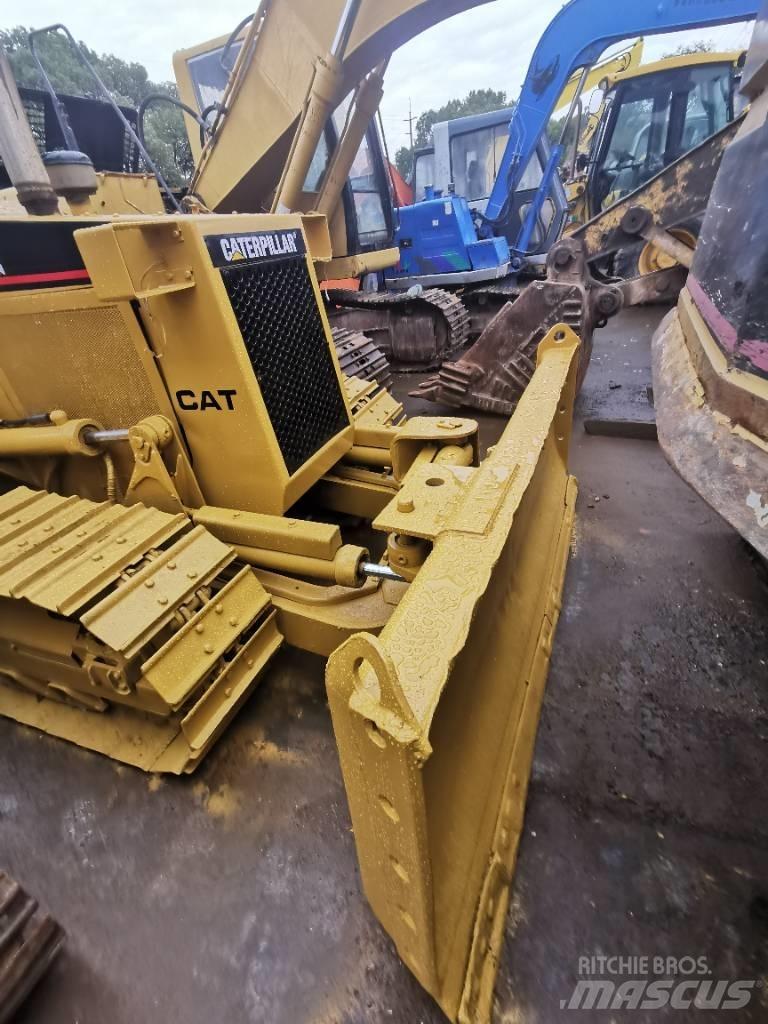 CAT D 3 C lánctalpas dózerek