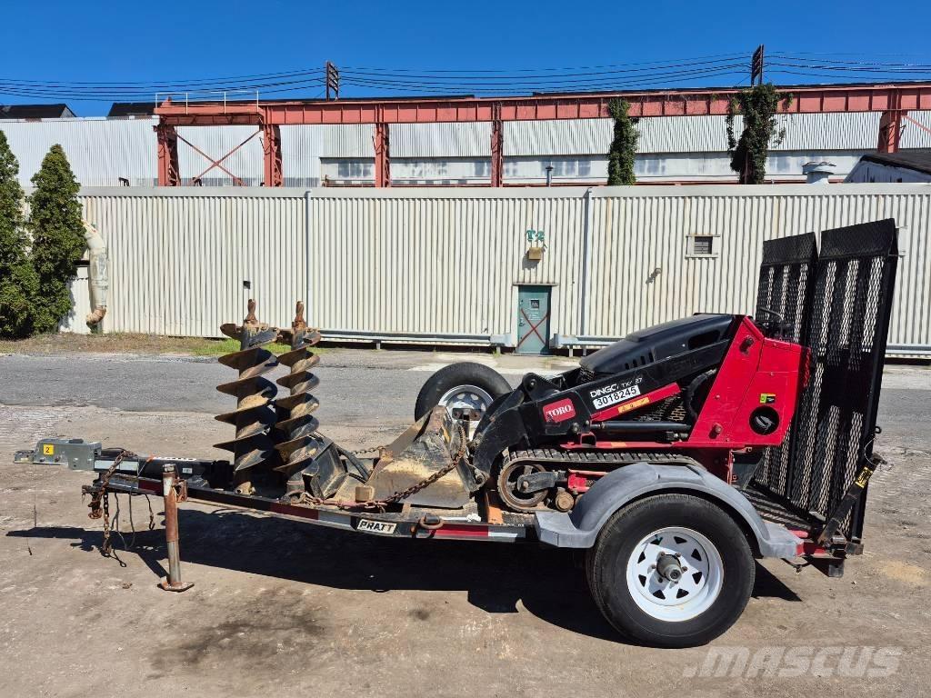 Toro DINGO TX427N Kompaktrakodók