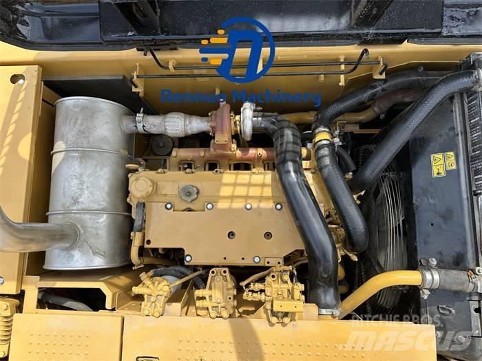 CAT 323D/323/323DL Lánctalpas kotrók