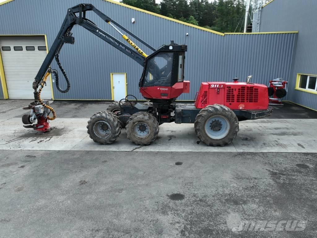 Valmet 911.3 Betakarítók