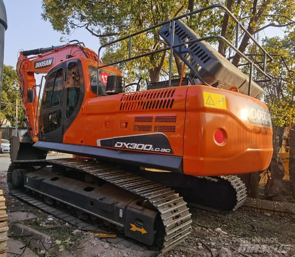 Doosan DX300LC- 9C Lánctalpas kotrók