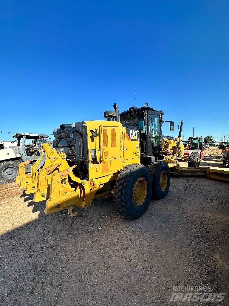 CAT 12 M 2 Gréderek