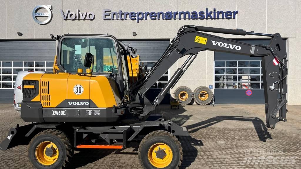 Volvo EW60E Gumikerekes kotrók