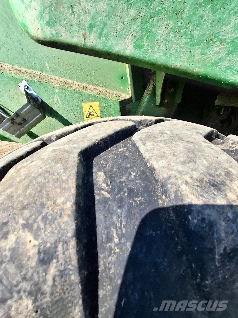 John Deere V461M Körbálázók