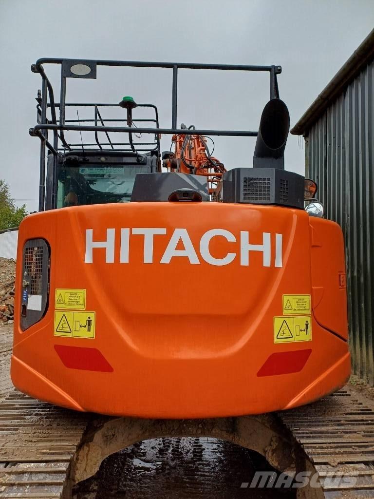 Hitachi ZX 135 US-6 Lánctalpas kotrók