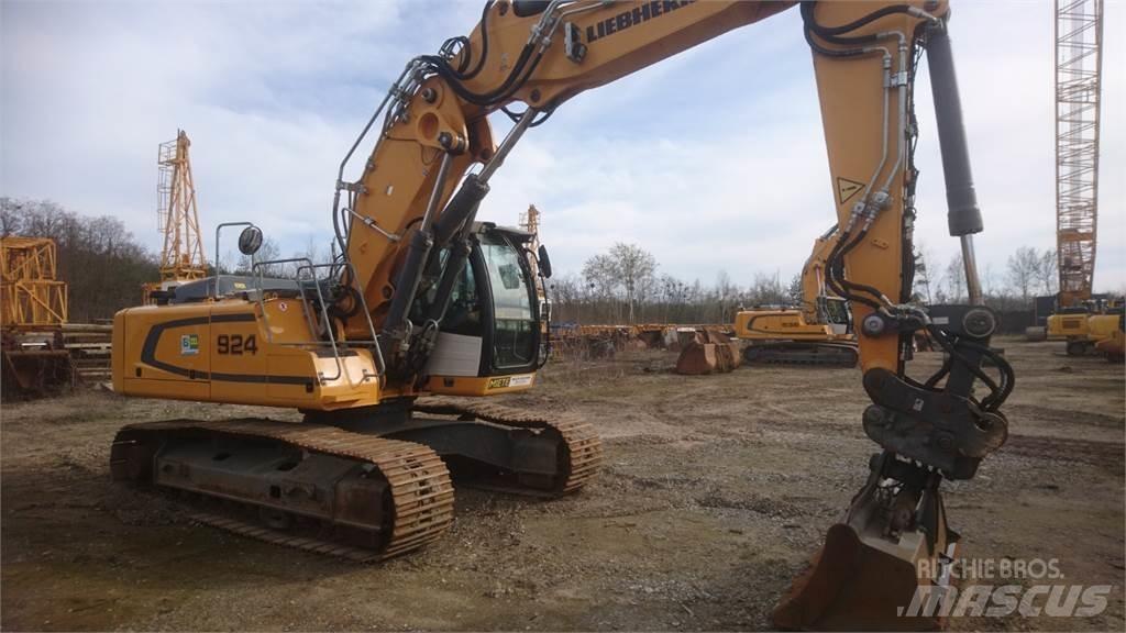 Liebherr R924LC Lánctalpas kotrók