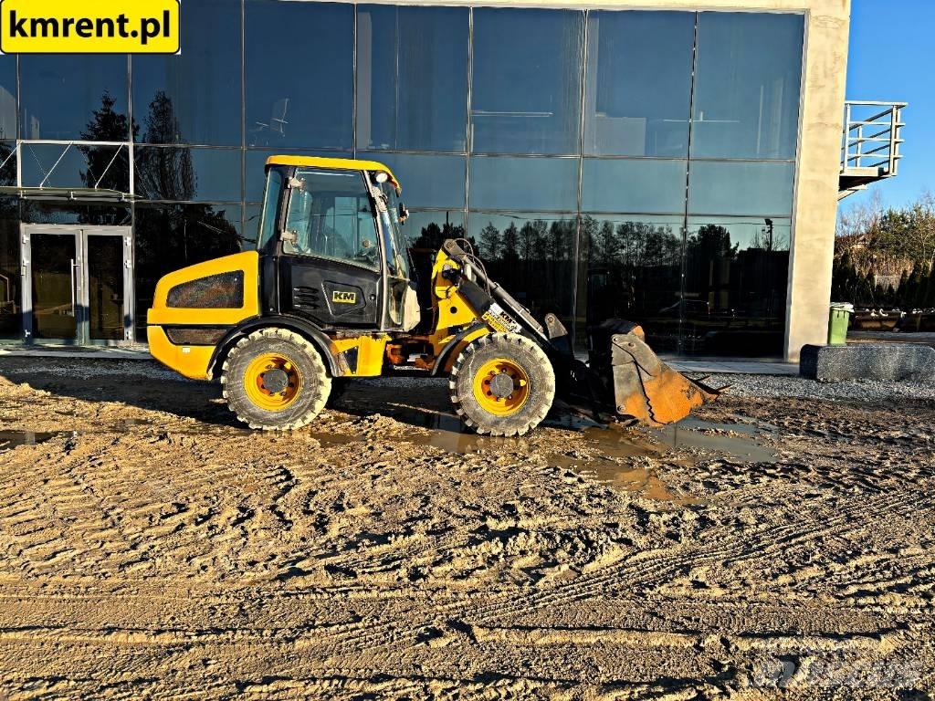 JCB 406 Gumikerekes homlokrakodók