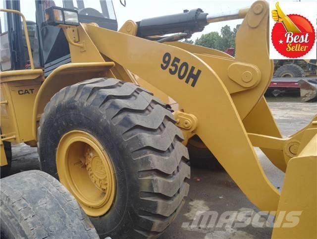 CAT 950 H Gumikerekes homlokrakodók