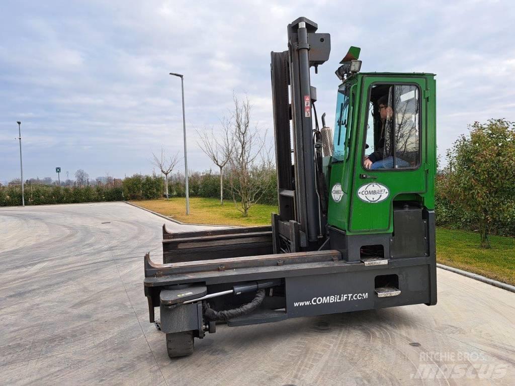 Combilift C 8000 Tolóoszlopos négyutas targonca