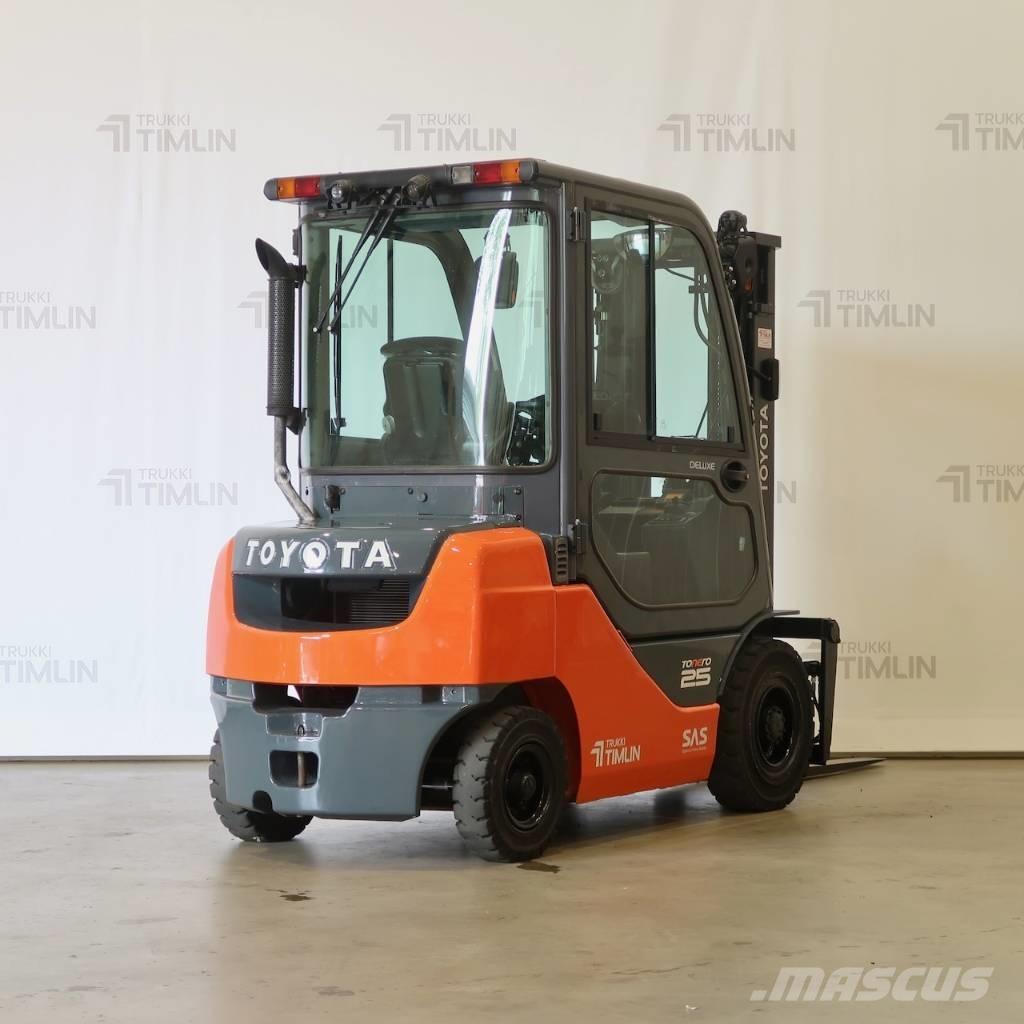 Toyota 52-8FDF25 Dízel targoncák