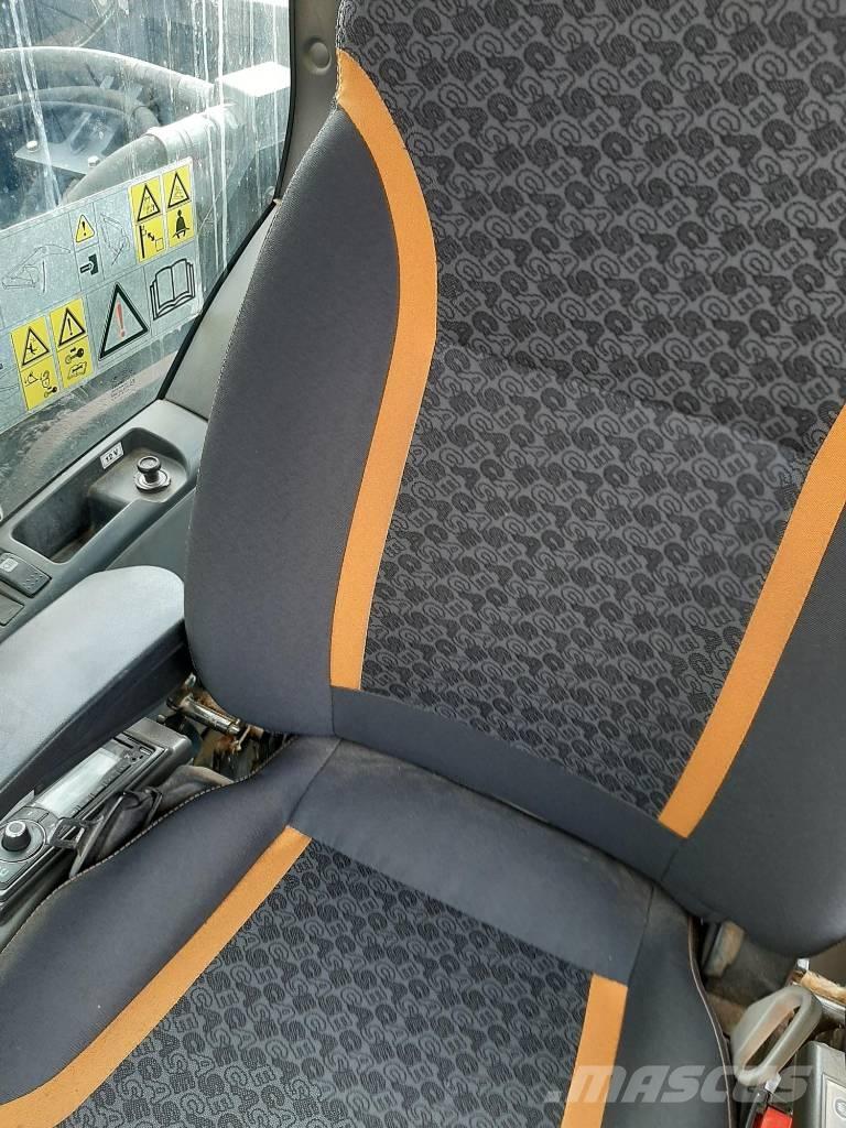 CASE CX 300 D Anyagmozgatás - Egyebek