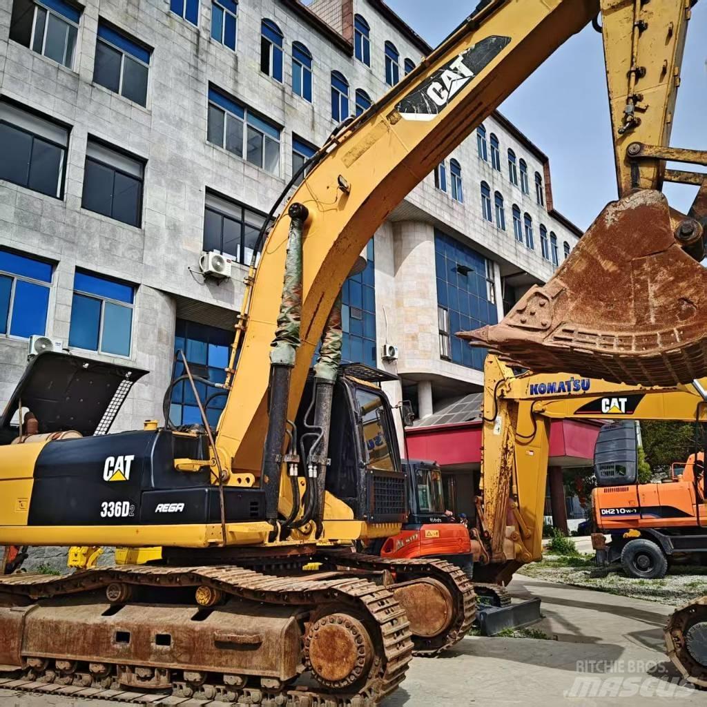CAT 336 D2 Lánctalpas kotrók