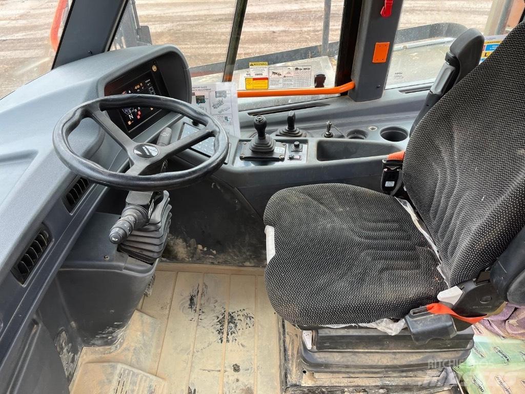 Doosan DA 30 Csuklósdömperek