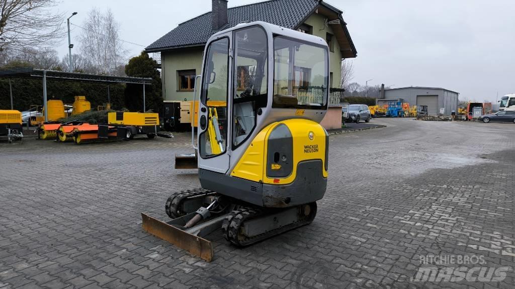 Wacker Neuson 1404 Mini kotrók < 7t