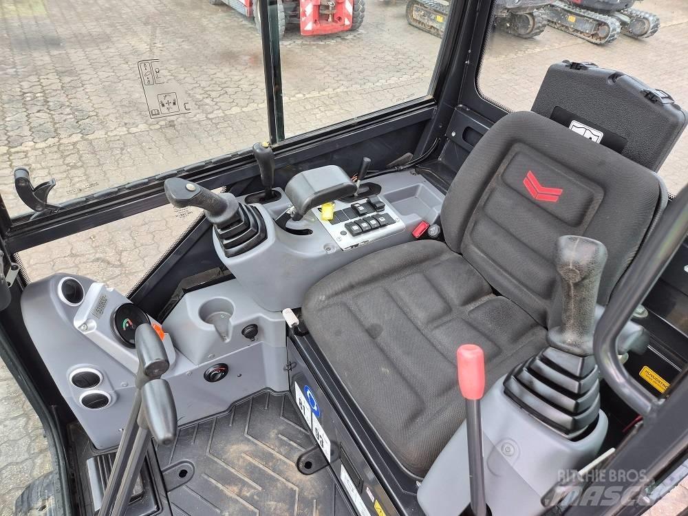 Yanmar SV 15 Mini kotrók < 7t