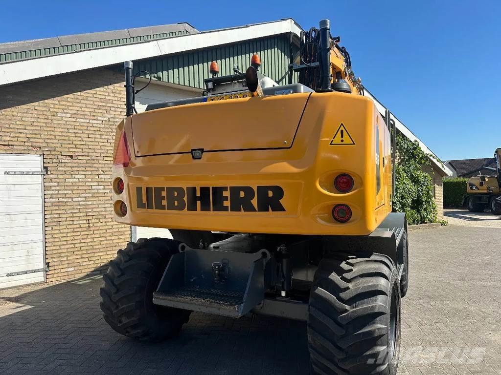 Liebherr A916 Gumikerekes kotrók