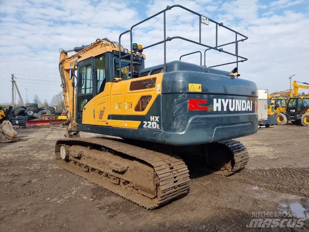 Hyundai HX 220 L Lánctalpas kotrók