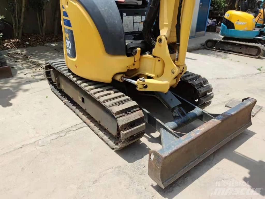Komatsu PC 20 Mini kotrók < 7t