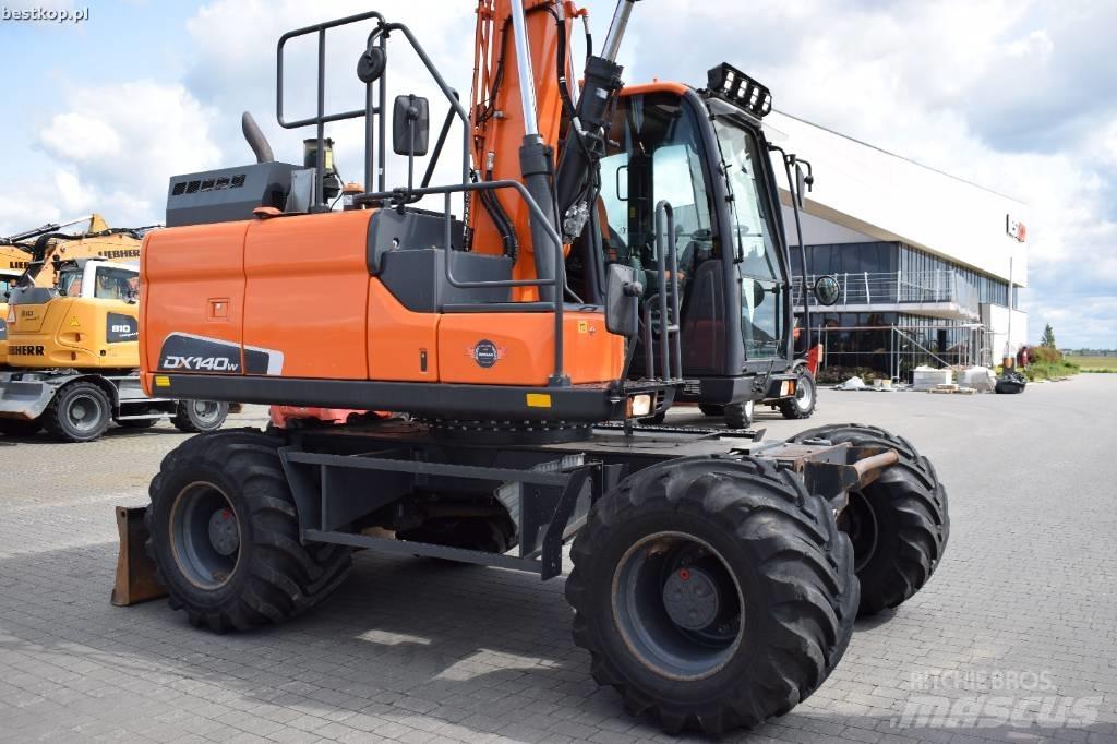 Doosan DX 140 W-5 Gumikerekes kotrók