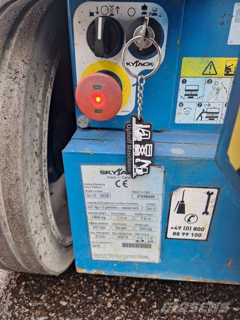 SkyJack SJ 3226 Ollós emelők