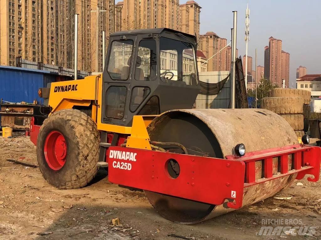 Dynapac CA 25 D Egydobos hengerek