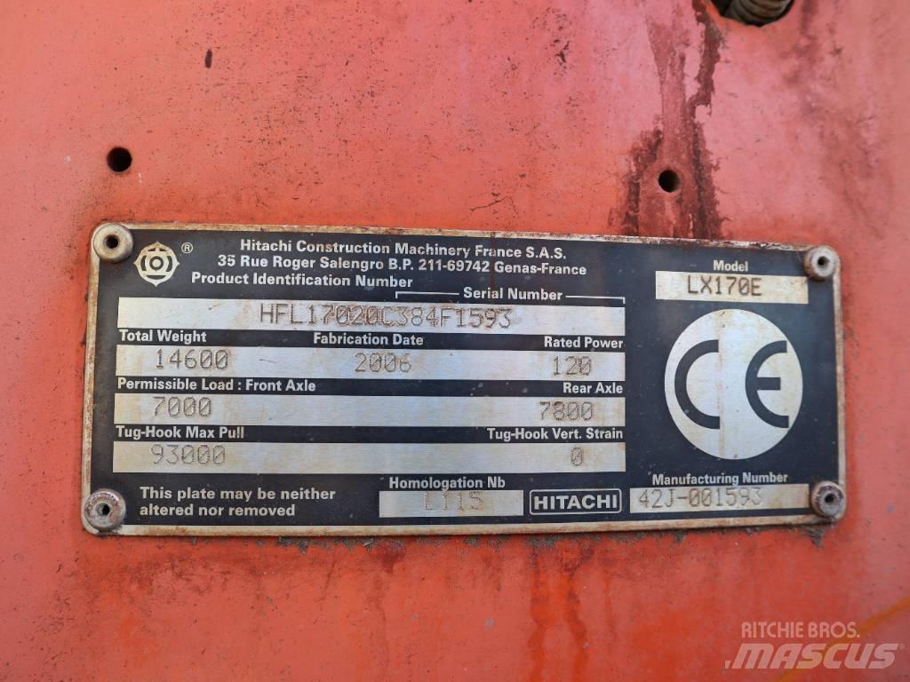 Hitachi LX 170 E Gumikerekes homlokrakodók