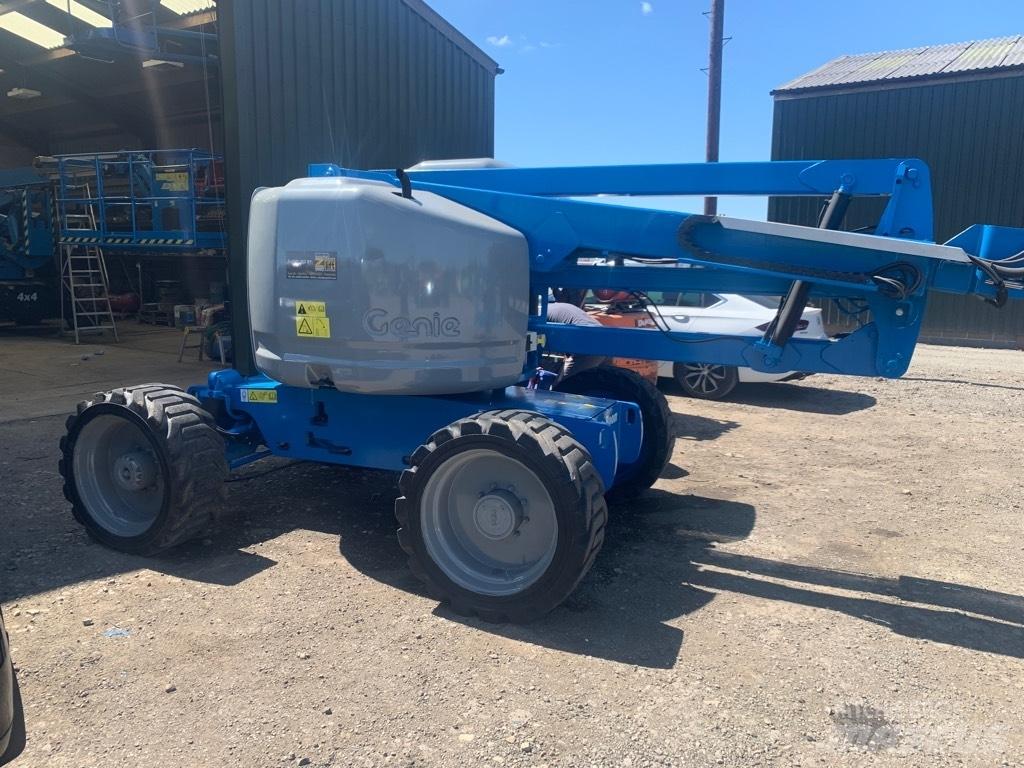 Genie Z 45/25 J RT Karos emelők