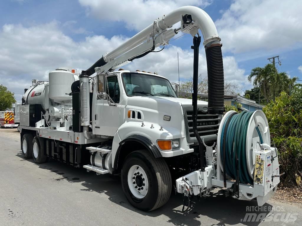Sterling L 8500 Vákuum teherautok