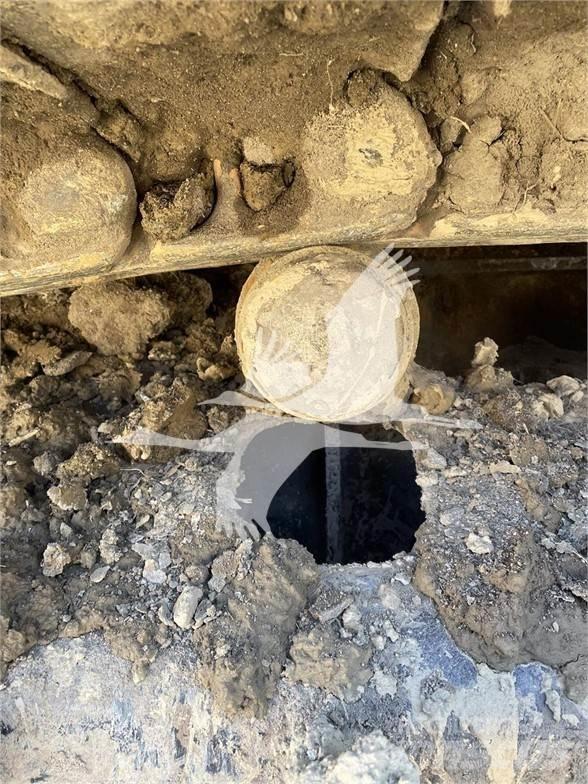 CAT 320 Lánctalpas kotrók