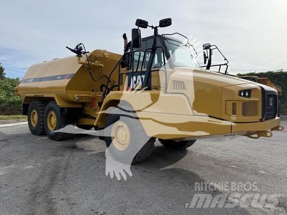 CAT 730C2 Vízszállító teherautók