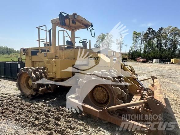 CAT 815B Egydobos hengerek