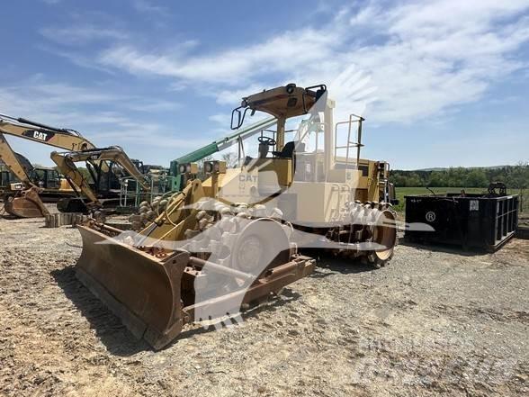 CAT 815B Egydobos hengerek